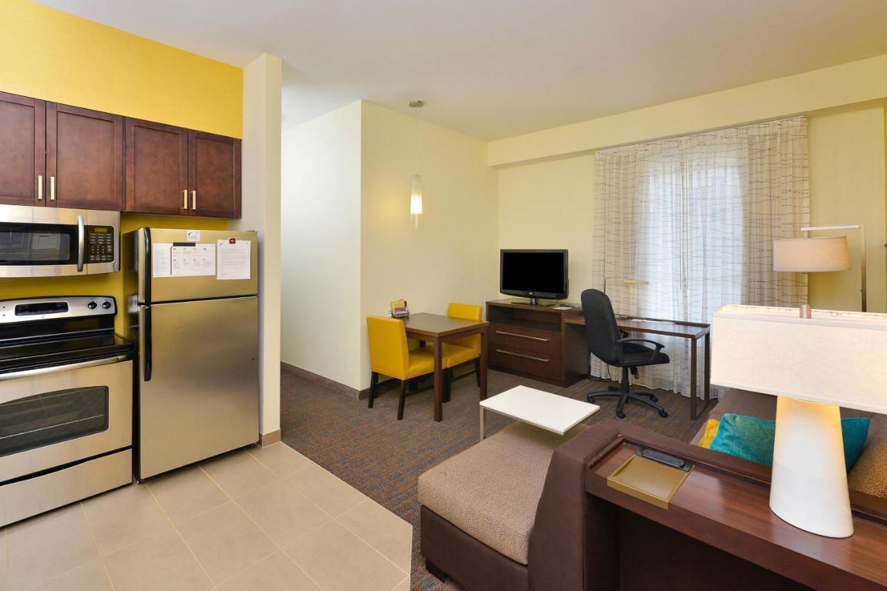 Residence Inn By Marriott Champaign Exterior photo