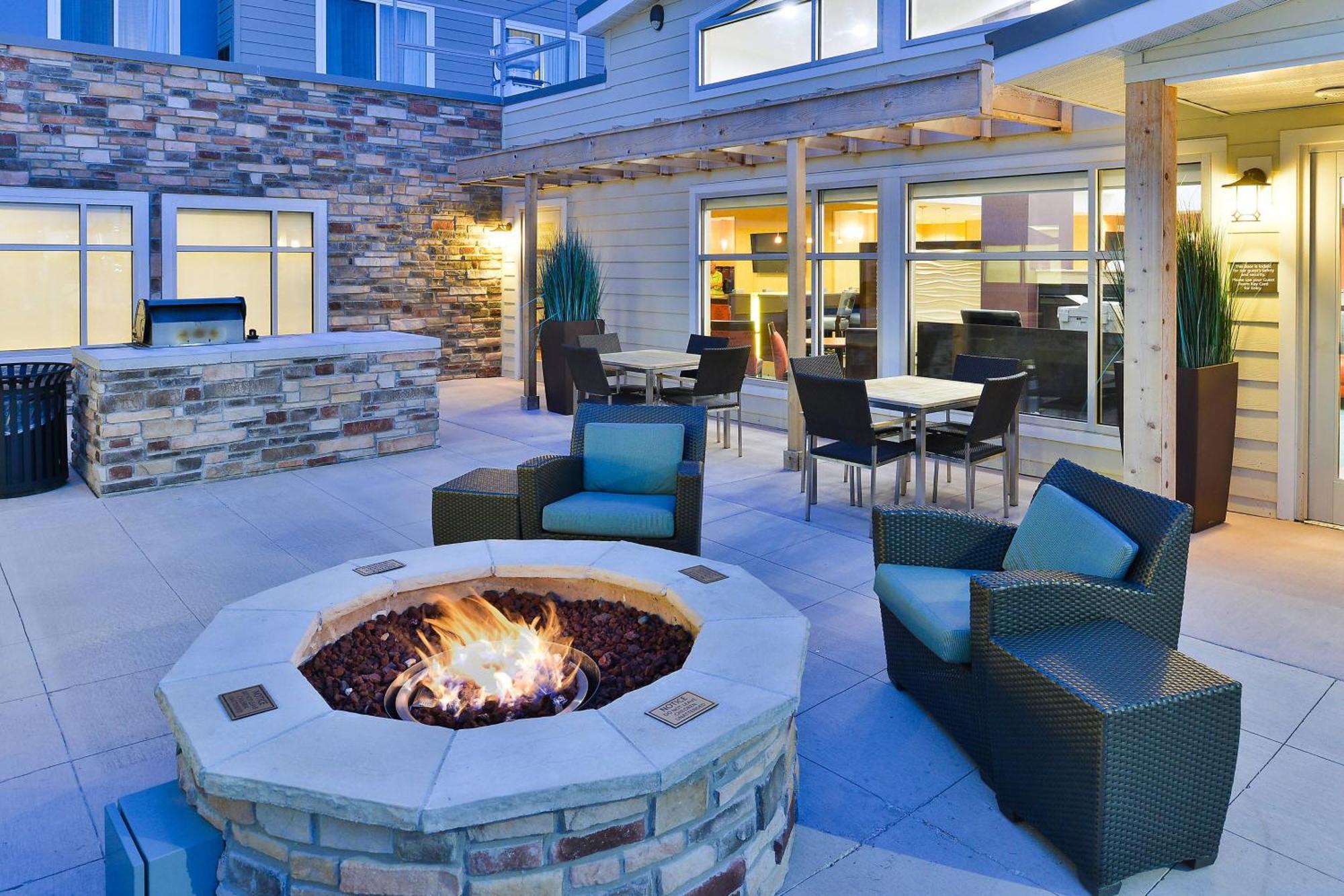 Residence Inn By Marriott Champaign Exterior photo