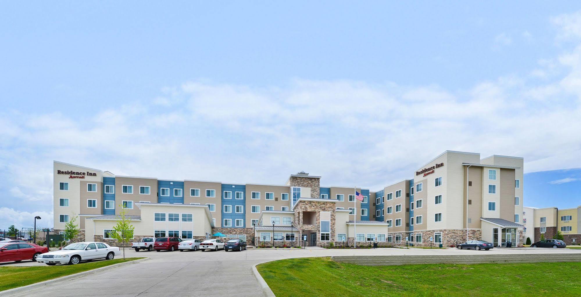 Residence Inn By Marriott Champaign Exterior photo