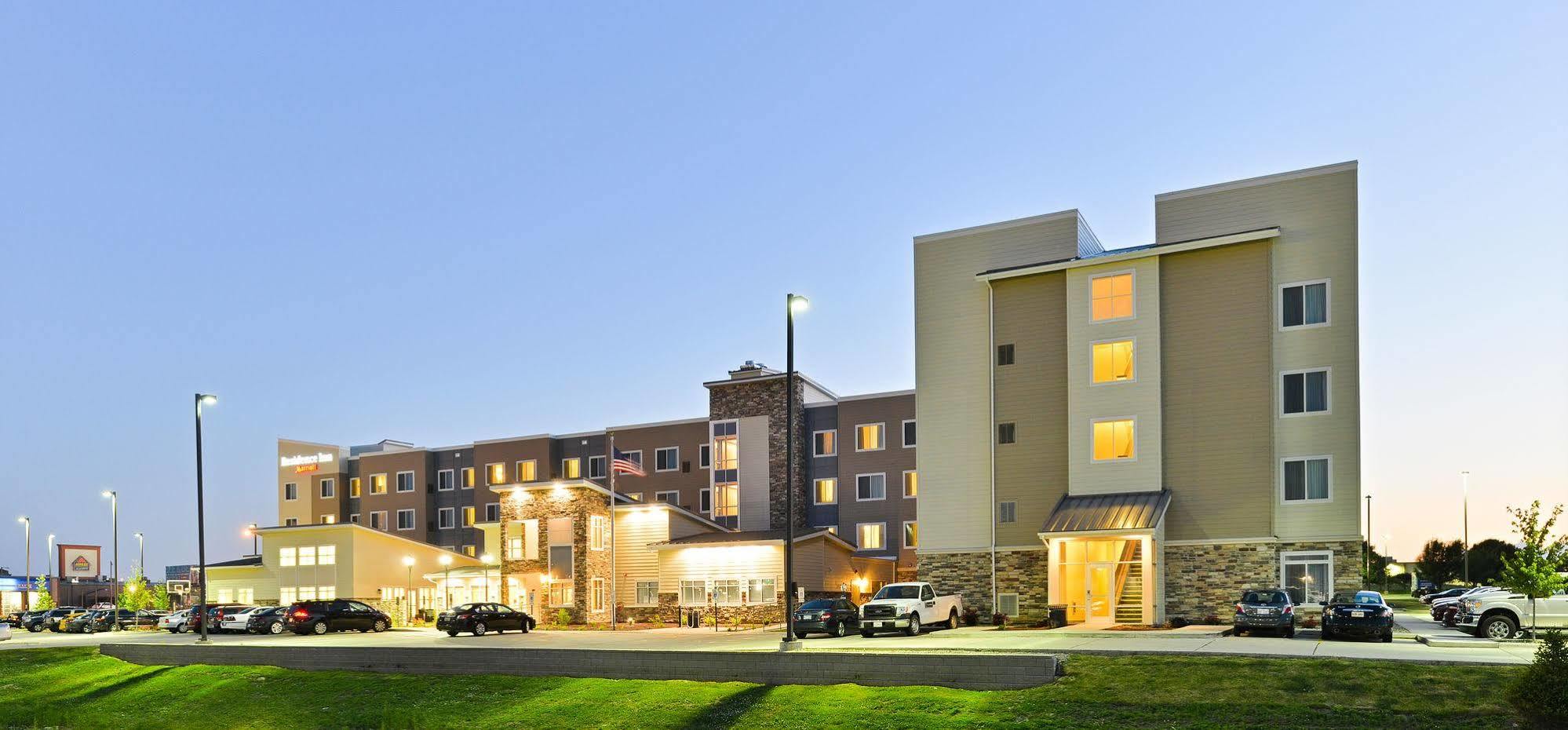 Residence Inn By Marriott Champaign Exterior photo