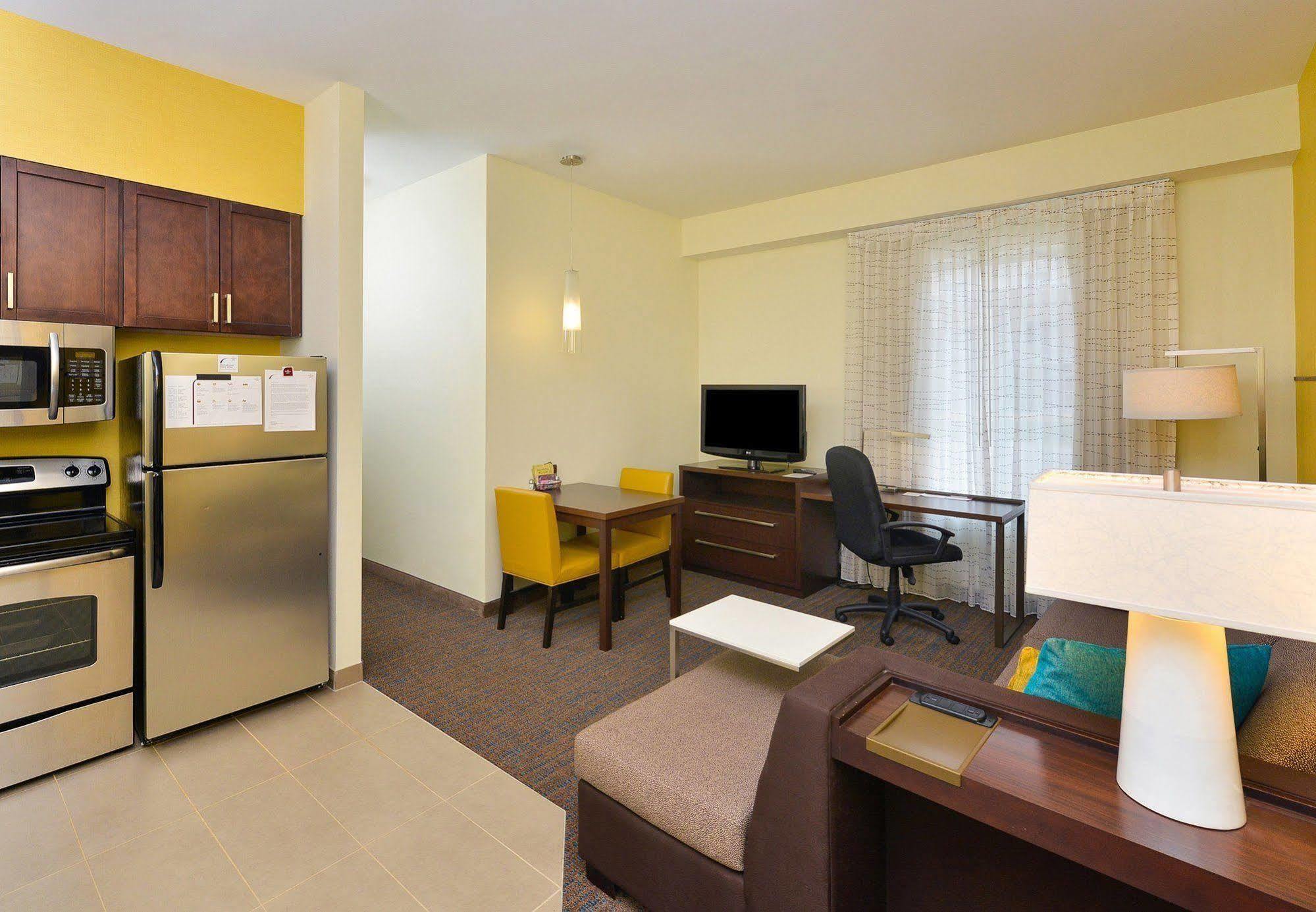 Residence Inn By Marriott Champaign Exterior photo